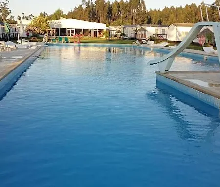 Kamp alanı 2xz Ou 327 Burinhosa