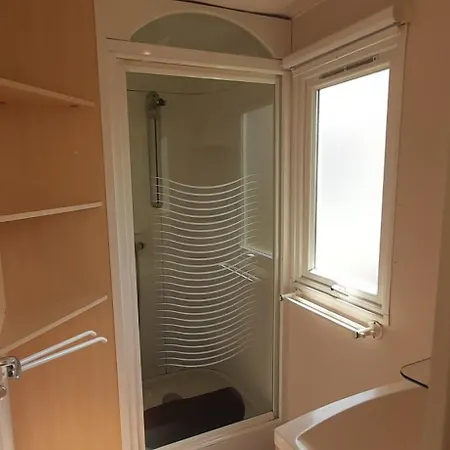 2xz Ou 327 Kamp alanı