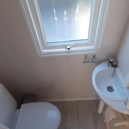 Κάμπινγκ 2xz Ou 327 *