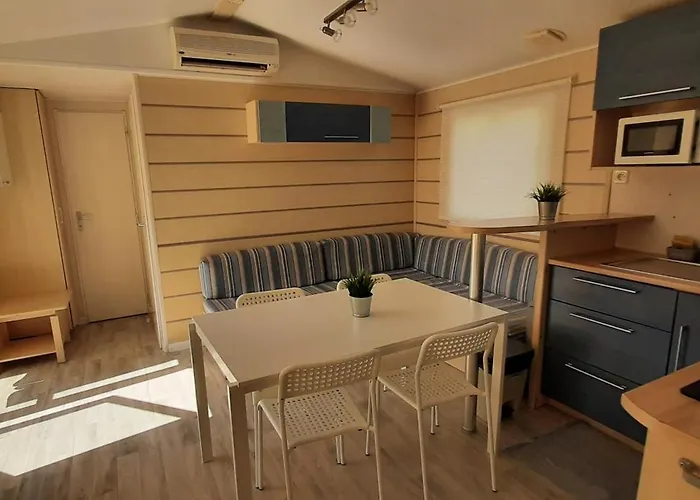 Campsite 2xz Ou 327 *